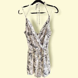 Lined Romper white/black